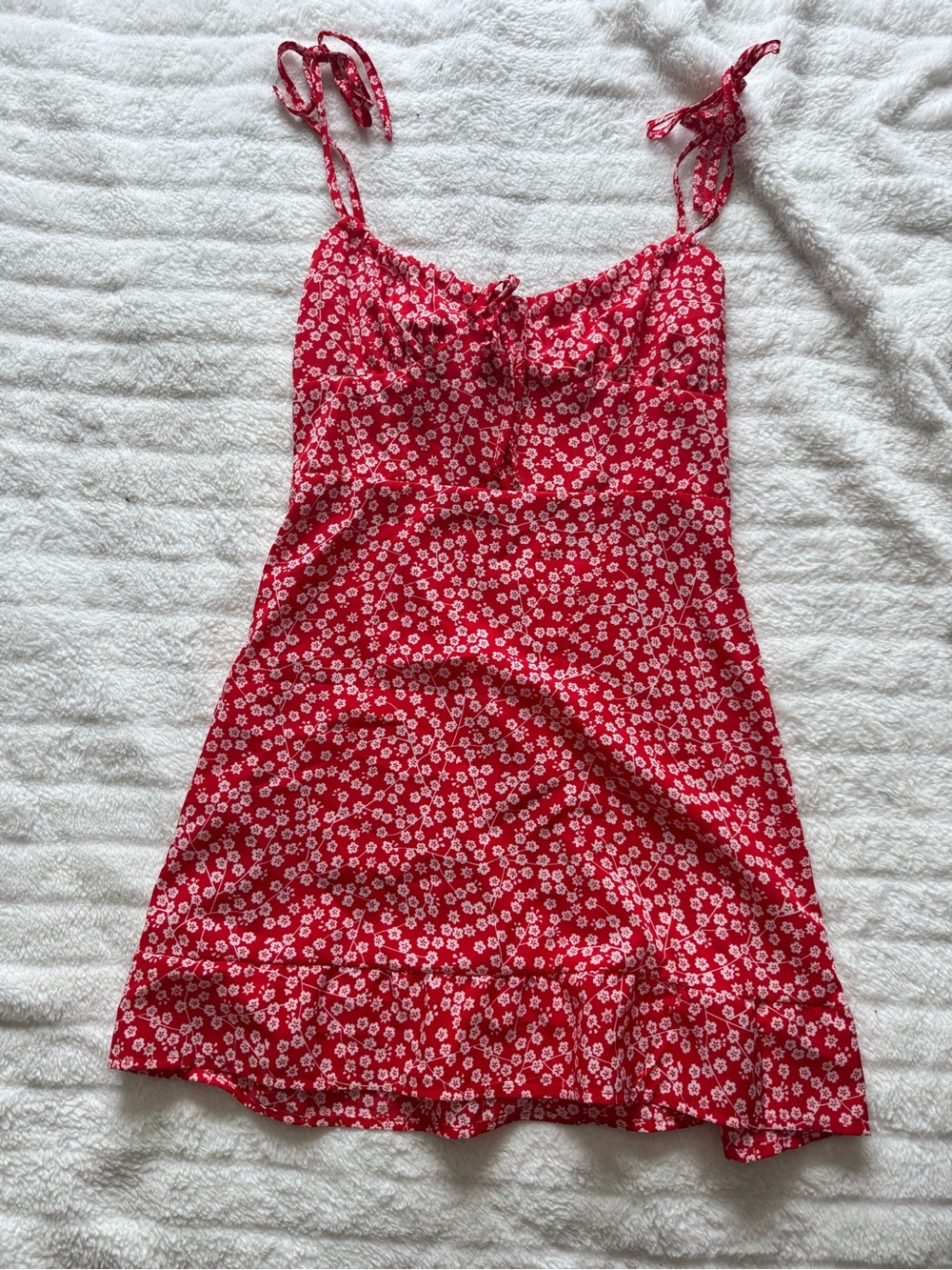 2 Floral Mini Dresses Bundle Size medium SHEIN